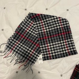 Beautiful neck scarves Cejon made in Italy